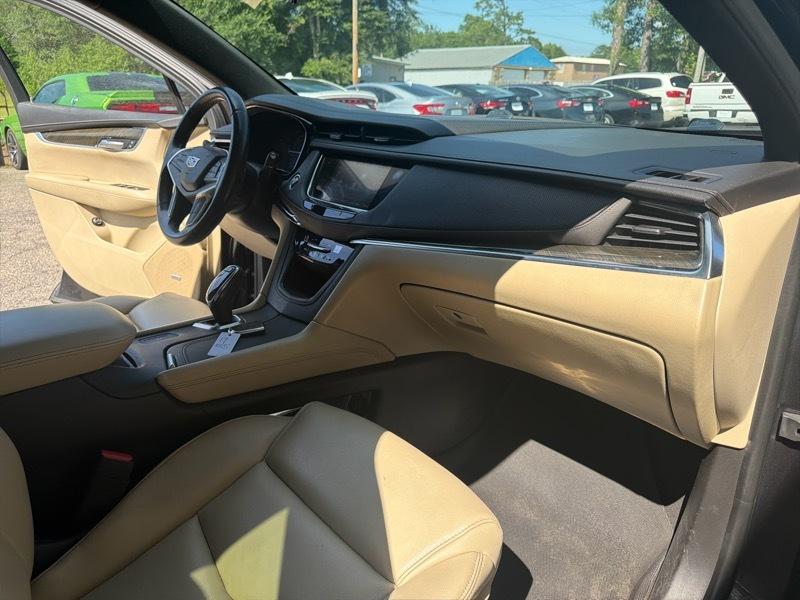 Cadillac XT5 Base 2017