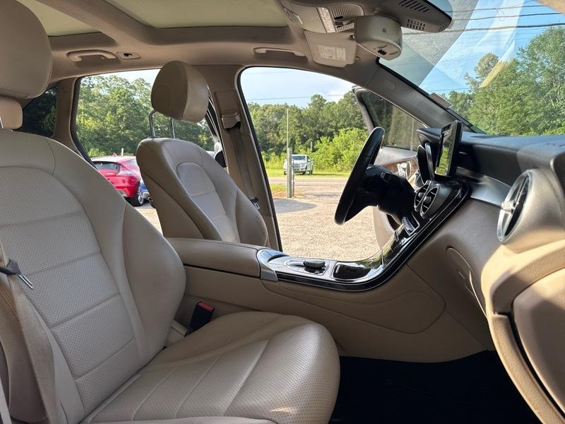 Mercedes-Benz GLC-Class GLC300 2018
