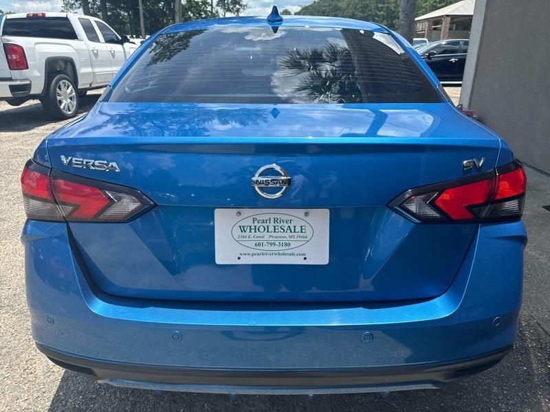 Nissan Versa SV 2022