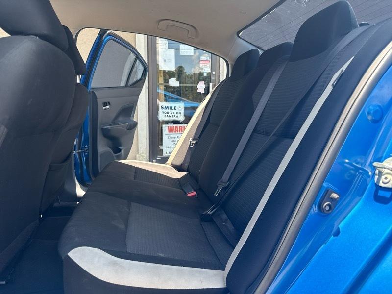 Nissan Versa SV 2022