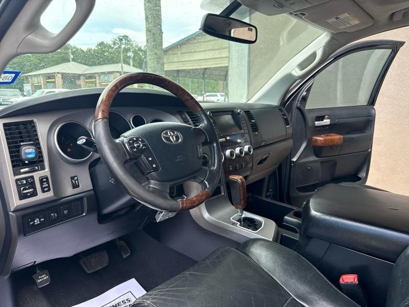 Toyota Tundra Limited 5.7L CrewMax 4WD 2012