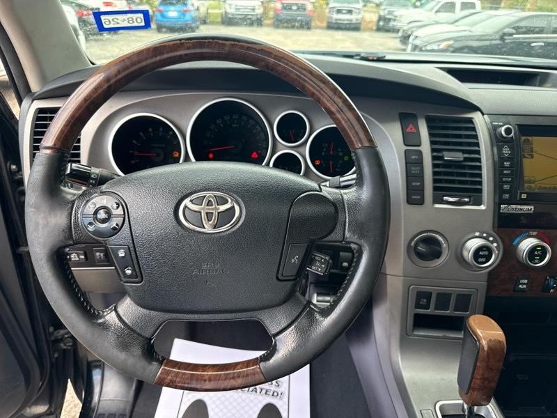 Toyota Tundra Limited 5.7L CrewMax 4WD 2012