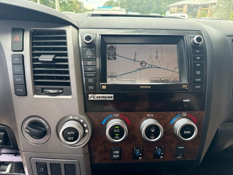 Toyota Tundra Limited 5.7L CrewMax 4WD 2012