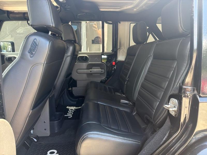 Jeep Wrangler Unlimited Sahara 4WD 2007