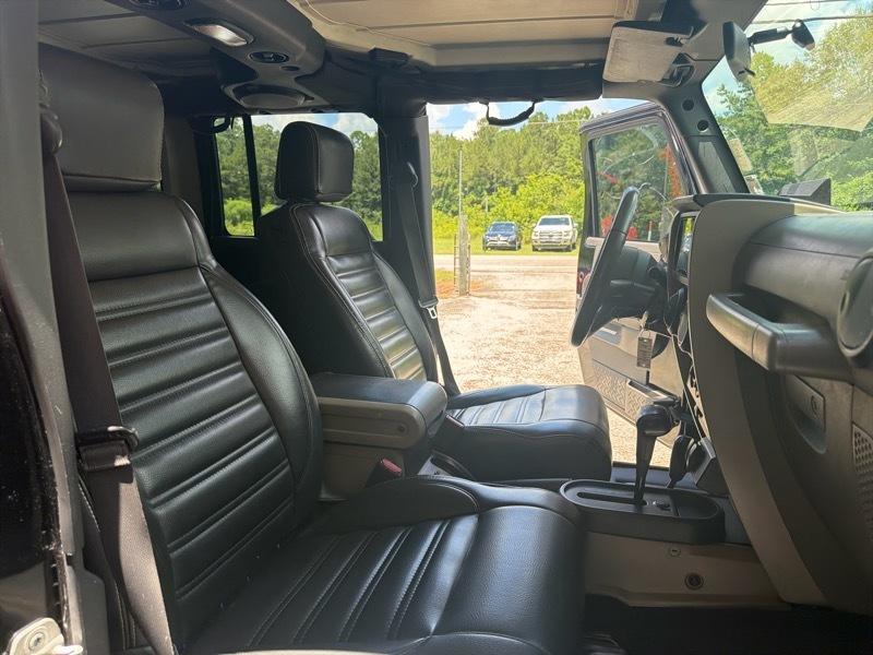 Jeep Wrangler Unlimited Sahara 4WD 2007