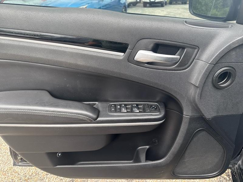 Chrysler 300 S V6 RWD 2019