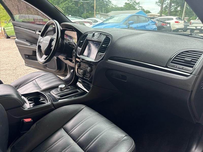 Chrysler 300 S V6 RWD 2019