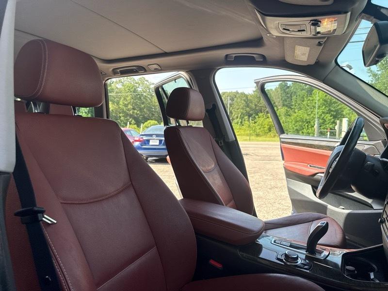 BMW X3 xDrive28i 2011
