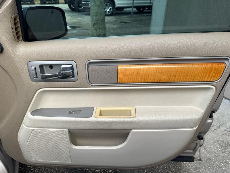 Lincoln MKZ FWD 2007