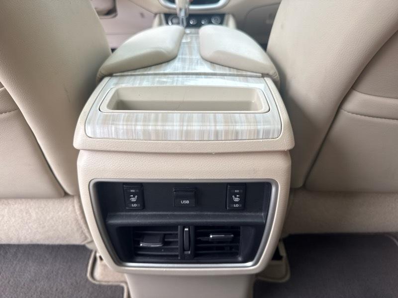 Nissan Murano Platinum FWD 2015