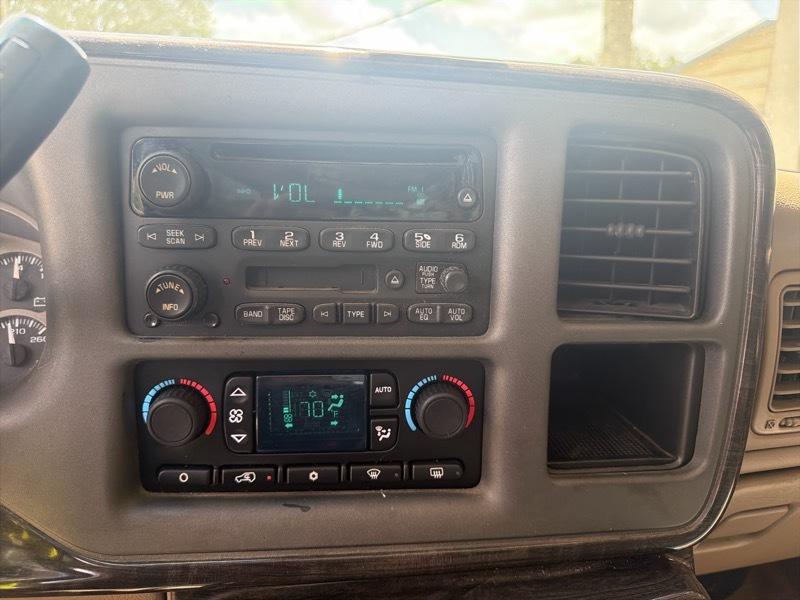 GMC Sierra 1500 Denali Crew Cab Short Bed 4WD 2005