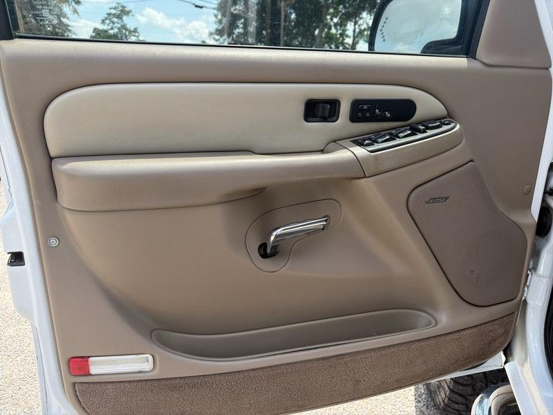 GMC Sierra 1500 Denali Crew Cab Short Bed 4WD 2005