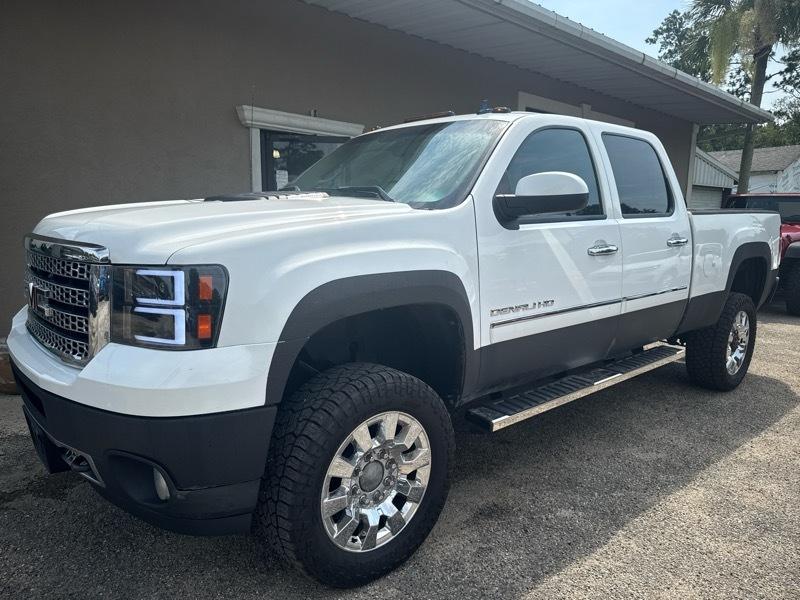 GMC Sierra 2500HD Denali Crew Cab 4WD 2012