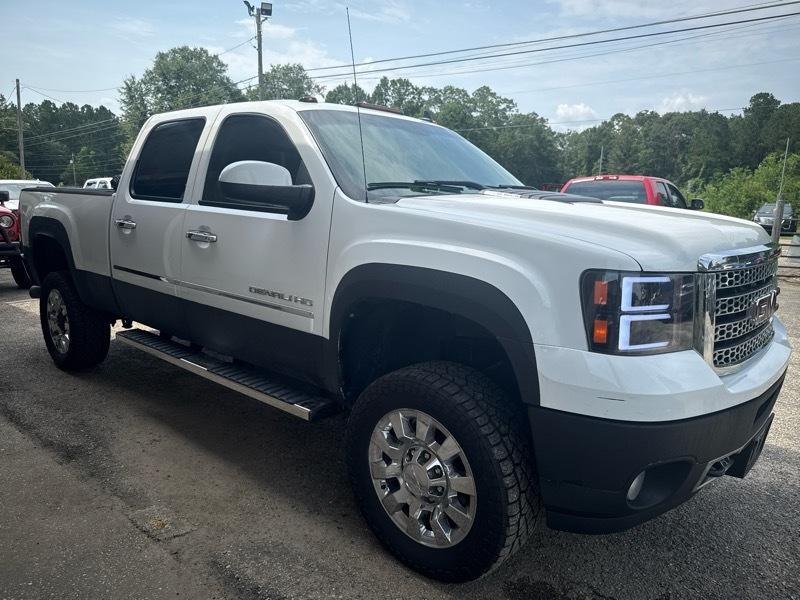 GMC Sierra 2500HD Denali Crew Cab 4WD 2012