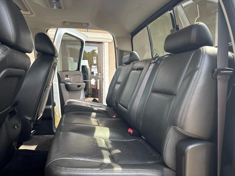 GMC Sierra 2500HD Denali Crew Cab 4WD 2012