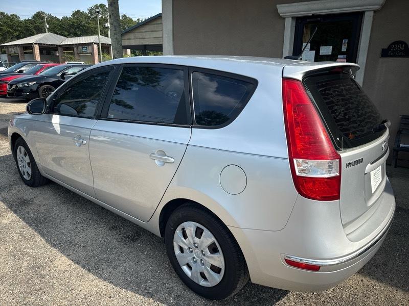 Hyundai Elantra Touring SE Manual 2010