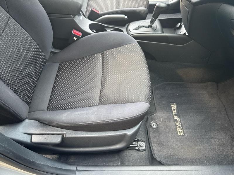 Hyundai Elantra Touring SE Manual 2010