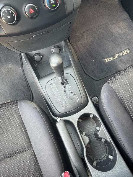 Hyundai Elantra Touring SE Manual 2010