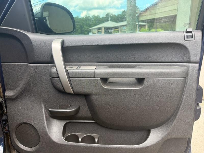 GMC Sierra 1500 2WD Crew Cab 143.5" SLE 2010