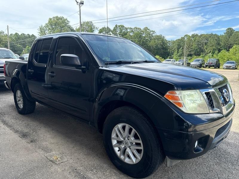 Nissan Frontier S Crew Cab 5AT 2WD 2015