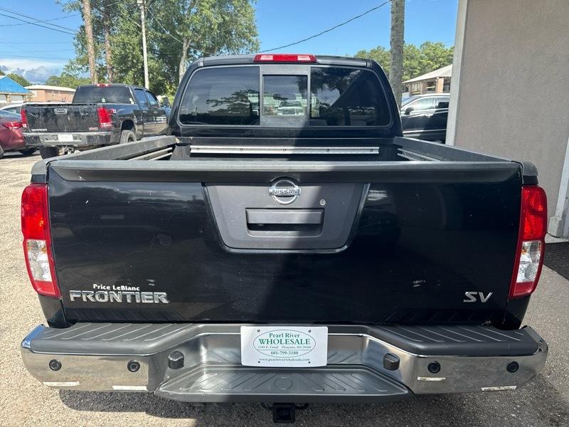 Nissan Frontier S Crew Cab 5AT 2WD 2015