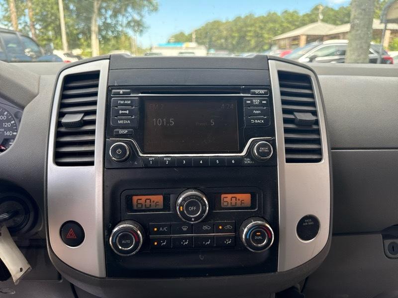 Nissan Frontier S Crew Cab 5AT 2WD 2015