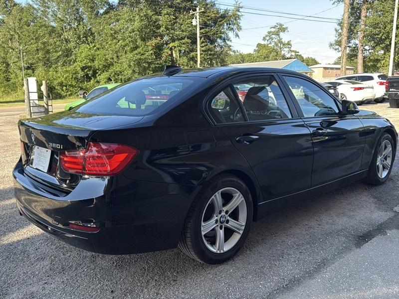 BMW 3-Series 320i Sedan 2015