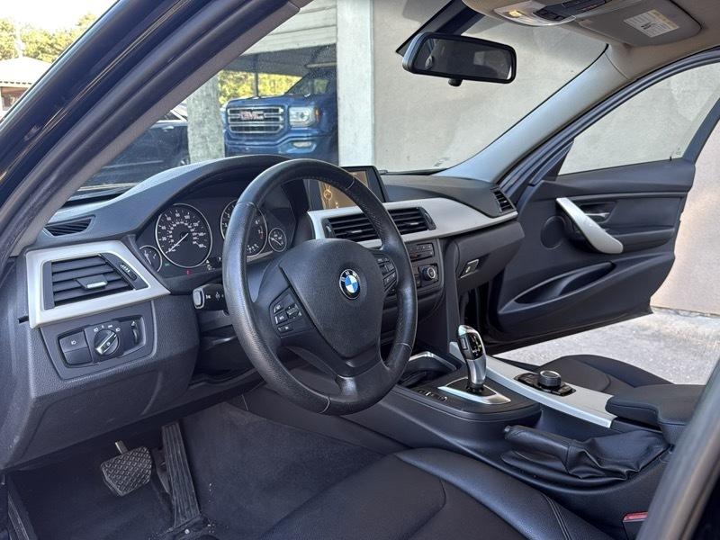 BMW 3-Series 320i Sedan 2015