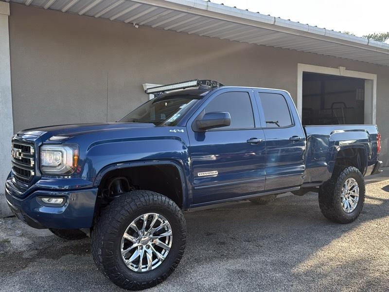 GMC Sierra 1500 Base Double Cab 4WD 2017