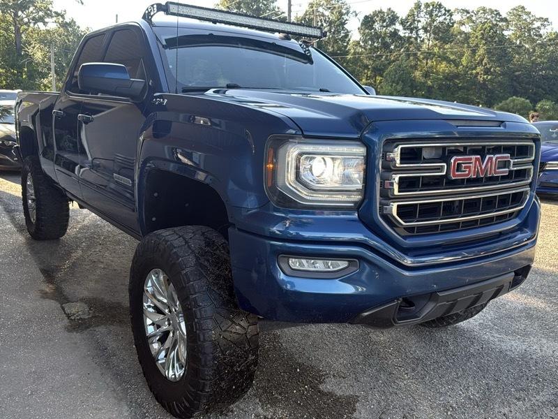 GMC Sierra 1500 Base Double Cab 4WD 2017