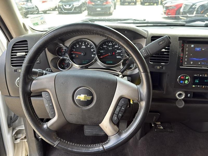 Chevrolet Silverado 1500 1LT Crew Cab 2WD 2012
