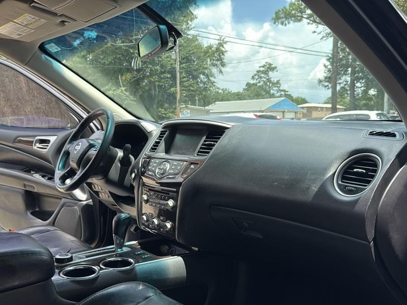 Nissan Pathfinder S 4WD 2014