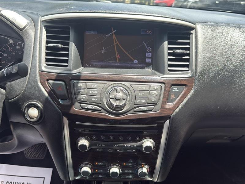 Nissan Pathfinder S 4WD 2014