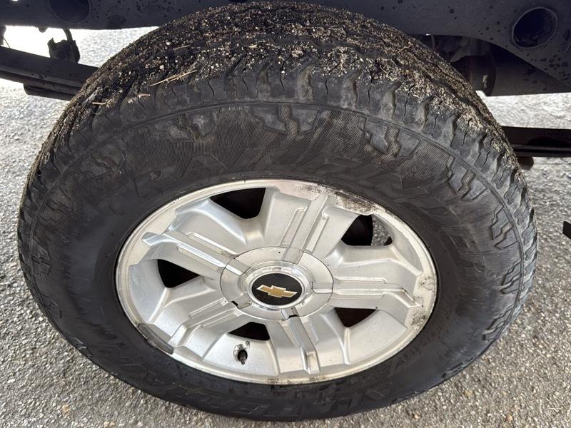 Chevrolet Silverado 1500 1LT Crew Cab 4WD 2011