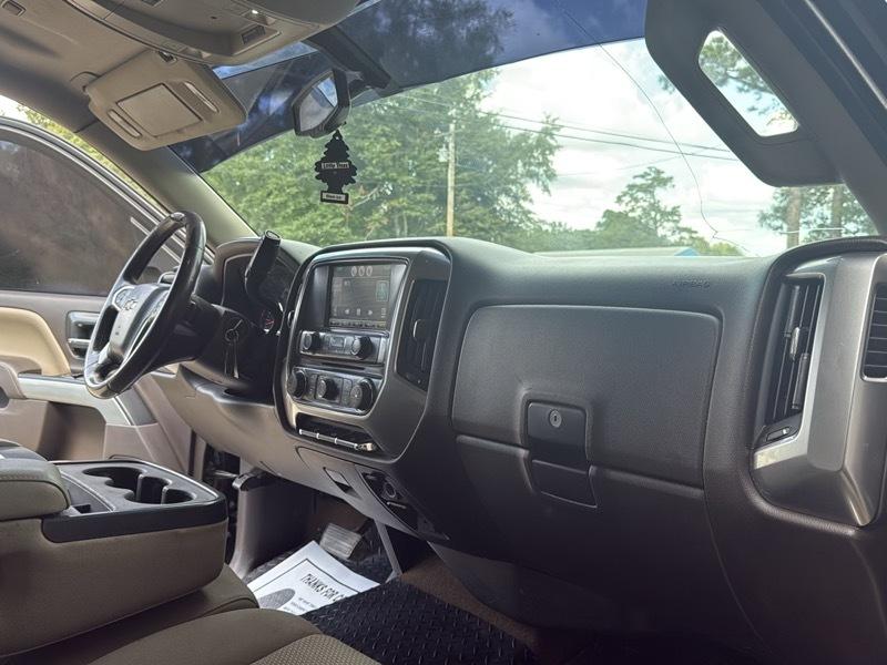 Chevrolet Silverado 1500 4WD Crew Cab 147" LT w/1LT 2015