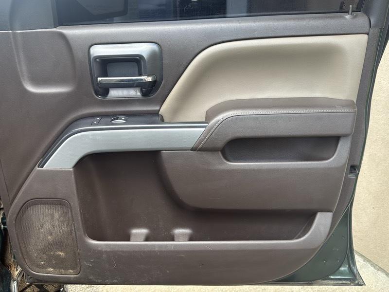 Chevrolet Silverado 1500 4WD Crew Cab 147" LT w/1LT 2015
