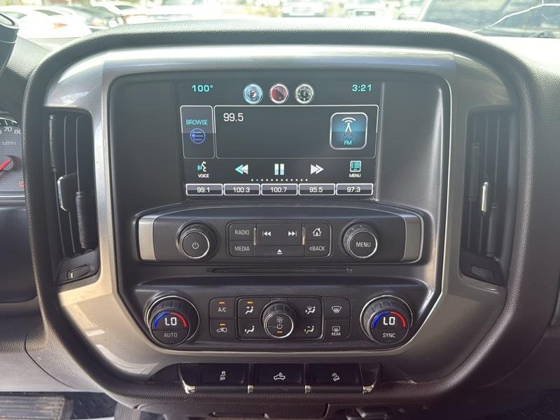 Chevrolet Silverado 1500 4WD Crew Cab 147" LT w/1LT 2015