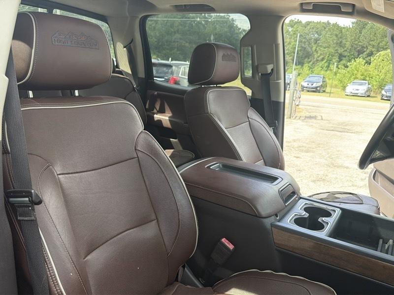 Chevrolet Silverado 1500 4WD Crew Cab 143.5" High Country 2014