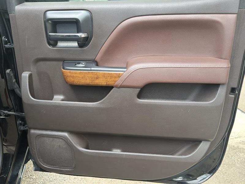 Chevrolet Silverado 1500 4WD Crew Cab 143.5" High Country 2014