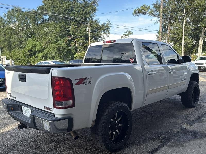 GMC Sierra 1500 4WD Crew Cab 147" SLT 2011