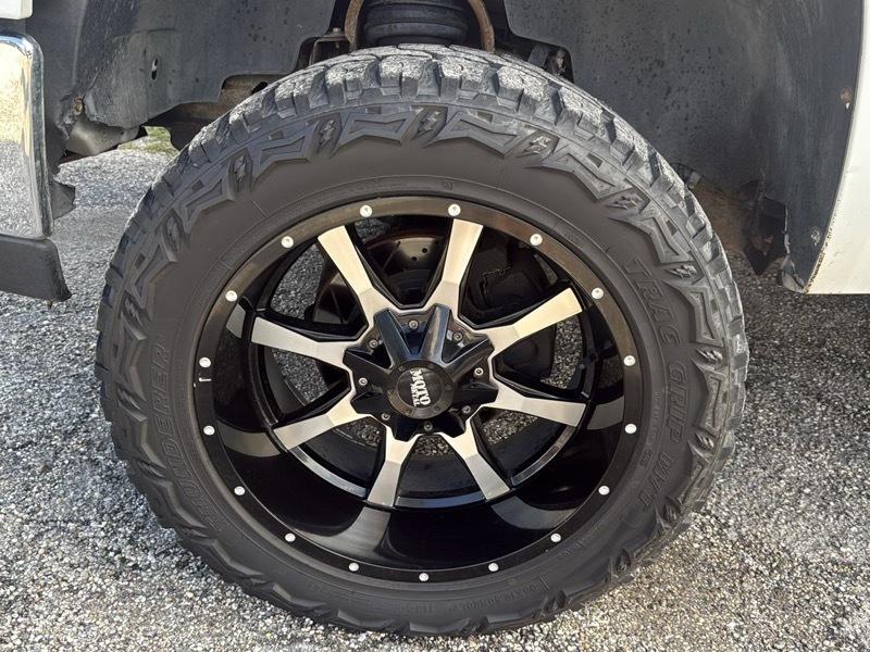 GMC Sierra 1500 4WD Crew Cab 147" SLT 2011