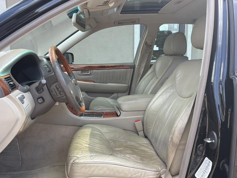 Lexus LS 430 Sedan 2002