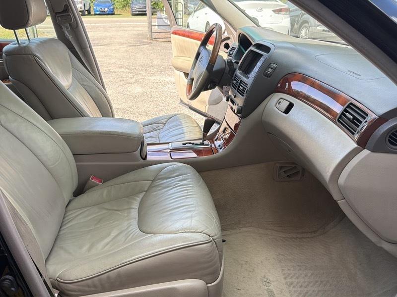 Lexus LS 430 Sedan 2002