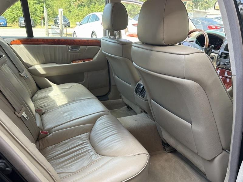 Lexus LS 430 Sedan 2002