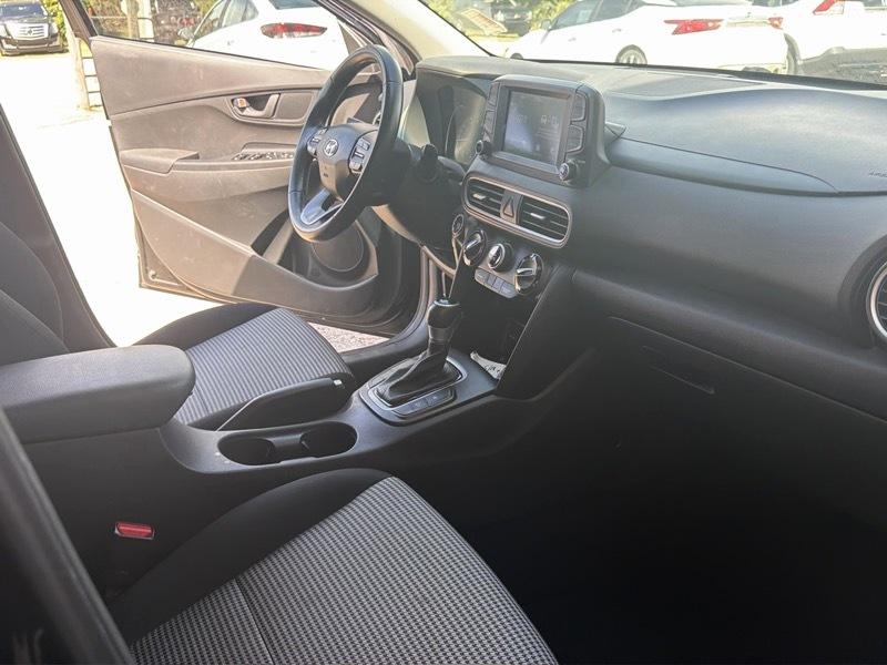 Hyundai Kona SEL w/Contrast Roof 2018