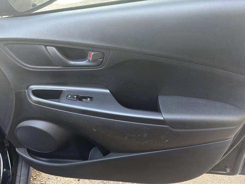 Hyundai Kona SEL w/Contrast Roof 2018