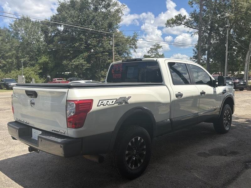 Nissan Titan XD Platinum Reserve Crew Cab 4WD 2018