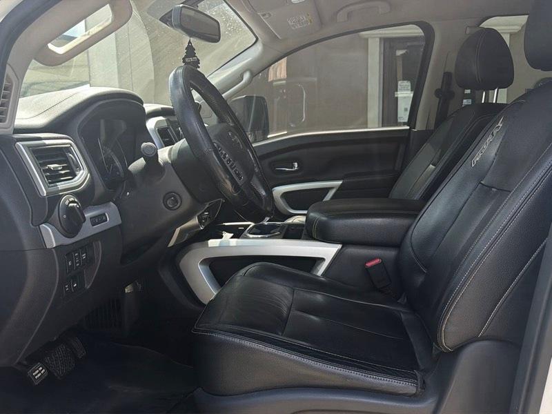 Nissan Titan XD Platinum Reserve Crew Cab 4WD 2018