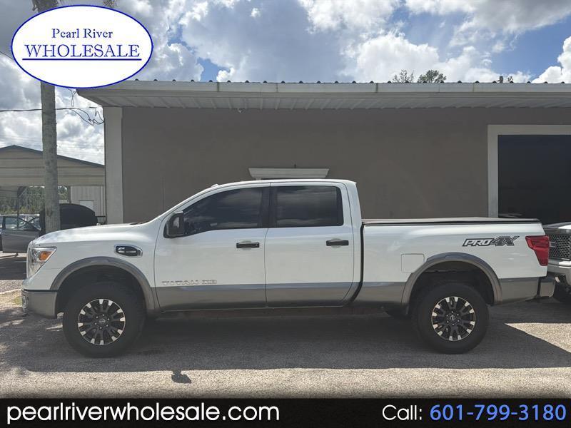 Nissan Titan XD Platinum Reserve Crew Cab 4WD 2018