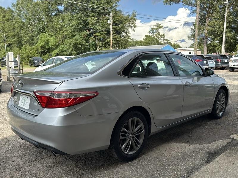 Toyota Camry SE 2017